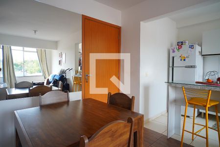 Sala de apartamento para alugar com 2 quartos, 48m² em Morro Santana, Porto Alegre