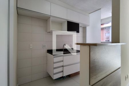 Apartamento à venda com 48m², 2 quartos e 1 vaga Apartamento à venda com 48m², 2 quartos e 1 vagaCozinha - Armários