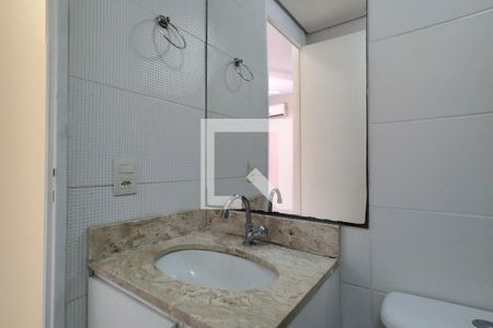 Apartamento à venda com 48m², 2 quartos e 1 vaga Apartamento à venda com 48m², 2 quartos e 1 vagaBanheiro Social