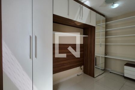 Apartamento à venda com 48m², 2 quartos e 1 vaga Apartamento à venda com 48m², 2 quartos e 1 vagaQuarto 2 - Armários