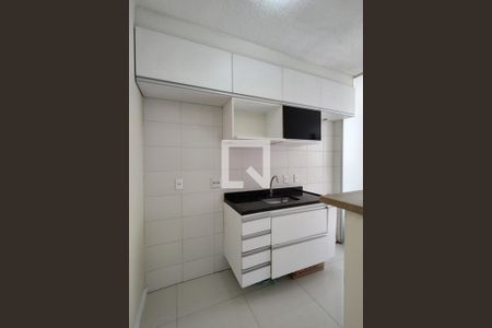 Apartamento à venda com 48m², 2 quartos e 1 vaga Apartamento à venda com 48m², 2 quartos e 1 vagaCozinha - Armários