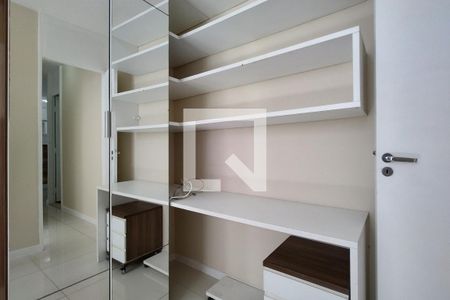 Apartamento à venda com 48m², 2 quartos e 1 vaga Apartamento à venda com 48m², 2 quartos e 1 vagaQuarto 2 - Armários