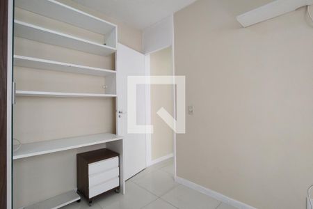 Apartamento à venda com 48m², 2 quartos e 1 vaga Apartamento à venda com 48m², 2 quartos e 1 vagaQuarto 2 - Armários