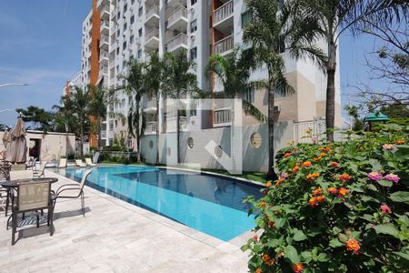 Apartamento à venda com 48m², 2 quartos e 1 vaga Apartamento à venda com 48m², 2 quartos e 1 vagaÁrea comum - Piscina