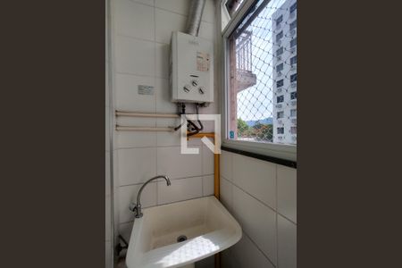 Apartamento à venda com 48m², 2 quartos e 1 vaga Apartamento à venda com 48m², 2 quartos e 1 vagaÁrea de Serviço