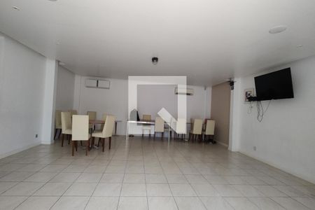 Apartamento à venda com 48m², 2 quartos e 1 vaga Apartamento à venda com 48m², 2 quartos e 1 vagaÁrea comum - Salão de festas