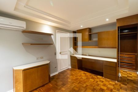 Quarto 1 de apartamento para alugar com 4 quartos, 189m² em Alto de Pinheiros, São Paulo