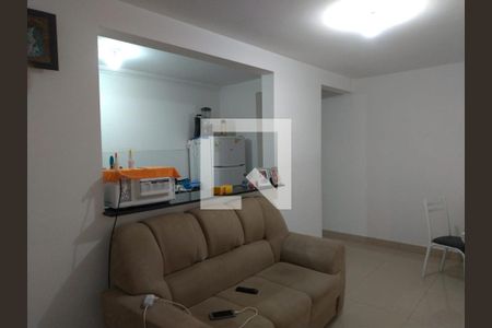 Sala de apartamento para alugar com 2 quartos, 54m² em Cidade Edson, Suzano