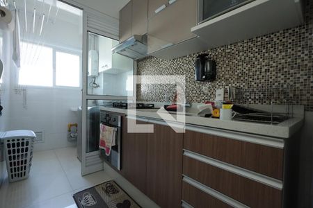 Cozinha de apartamento à venda com 2 quartos, 52m² em Vila Augusta, Guarulhos