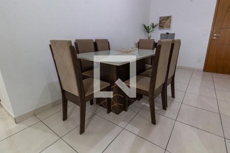 Detalhe da sala de apartamento para alugar com 2 quartos, 80m² em Guilhermina, Praia Grande