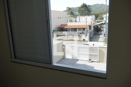 Quarto 1 de apartamento para alugar com 2 quartos, 64m² em Campeche, Florianópolis