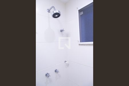 Casa de condomínio à venda com 330m², 4 quartos e 2 vagas Casa de condomínio à venda com 330m², 4 quartos e 2 vagasBanheiro da suíte 2