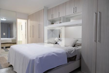 Casa de condomínio à venda com 330m², 4 quartos e 2 vagas Casa de condomínio à venda com 330m², 4 quartos e 2 vagasSuíte 3