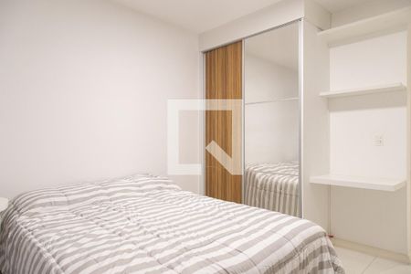 Casa de condomínio à venda com 330m², 4 quartos e 2 vagas Casa de condomínio à venda com 330m², 4 quartos e 2 vagasSuíte 2