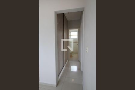 Corredor de apartamento para alugar com 2 quartos, 62m² em Vila Augusta, Sorocaba