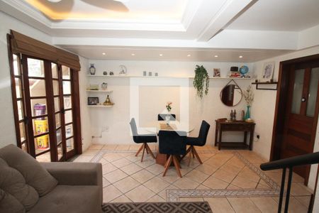 Sala de casa de condomínio à venda com 3 quartos, 211m² em Sétimo Céu, Porto Alegre
