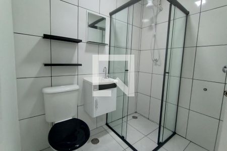 Banheiro de kitnet/studio à venda com 1 quarto, 22m² em Vila Granada, São Paulo