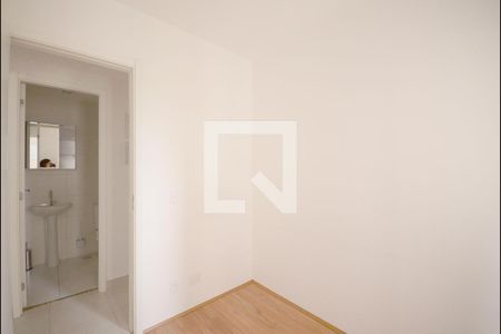 Quarto 1 de apartamento para alugar com 2 quartos, 32m² em Parque Fongaro, São Paulo