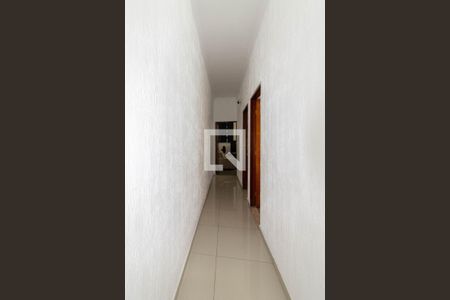 Corredor de casa para alugar com 3 quartos, 120m² em Jardim Ema, Guarulhos