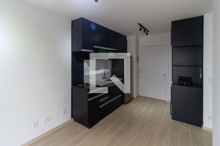 Sala e cozinha de apartamento para alugar com 1 quarto, 32m² em Vila Mariana, São Paulo