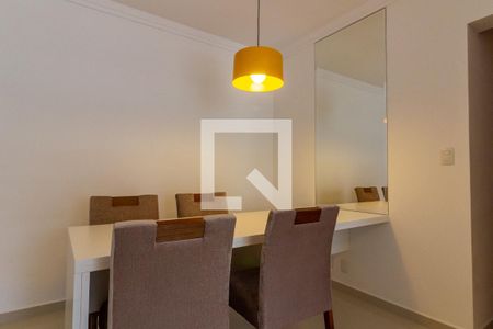 Detalhe da sala de apartamento para alugar com 2 quartos, 84m² em Canto do Forte, Praia Grande