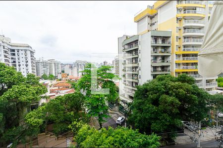 Vista de apartamento à venda com 2 quartos, 60m² em Santa Rosa, Niterói