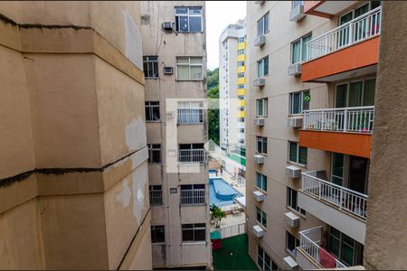 Vista de apartamento à venda com 2 quartos, 60m² em Santa Rosa, Niterói