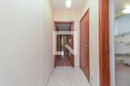 Hall de Entrada de apartamento à venda com 3 quartos, 120m² em Santa Cecília, São Paulo