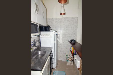 Sala | Cozinha de apartamento à venda com 1 quarto, 21m² em Copacabana, Rio de Janeiro