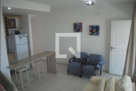 Sala de apartamento para alugar com 2 quartos, 118m² em Stella Maris, Salvador