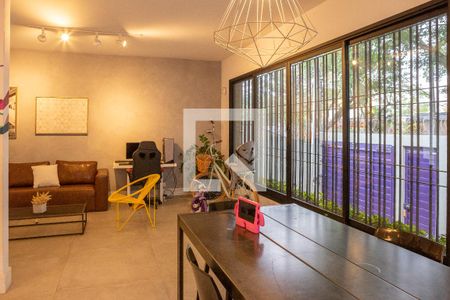 Sala de casa à venda com 3 quartos, 150m² em Alto da Lapa, São Paulo