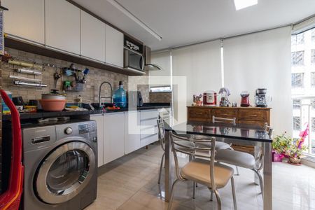 Varanda/Cozinha de apartamento para alugar com 2 quartos, 64m² em Vila Olímpia, São Paulo