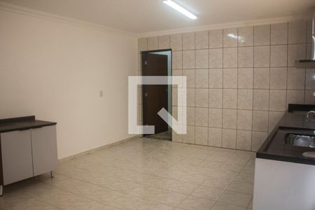 Cozinha de casa para alugar com 2 quartos, 45m² em Rio Pequeno, São Paulo