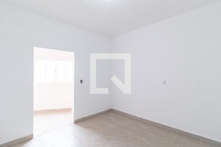 Quarto de casa para alugar com 1 quarto, 50m² em Jardim Santa Tereza, Carapicuíba