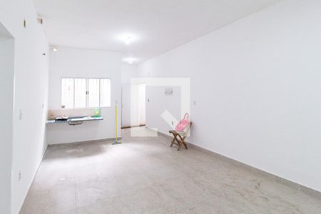 Sala de casa para alugar com 1 quarto, 50m² em Jardim Santa Tereza, Carapicuíba