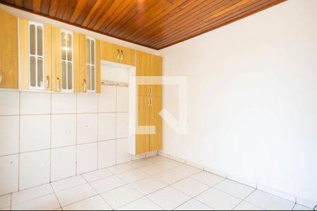 Casa para alugar com 35m², 1 quarto e 1 vagaSala