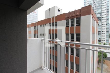 Varanda  de apartamento para alugar com 1 quarto, 27m² em Vila Nova Conceição, São Paulo