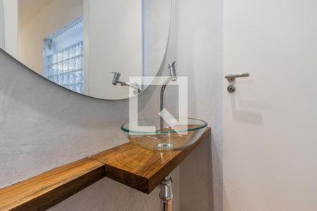 Lavabo de apartamento à venda com 2 quartos, 72m² em Pinheiros, São Paulo