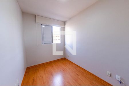 Quarto 1 de apartamento para alugar com 3 quartos, 160m² em Caiçaras, Belo Horizonte