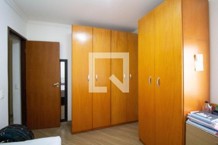 Quarto 1 de casa à venda com 3 quartos, 300m² em Vila Carmosina, São Paulo