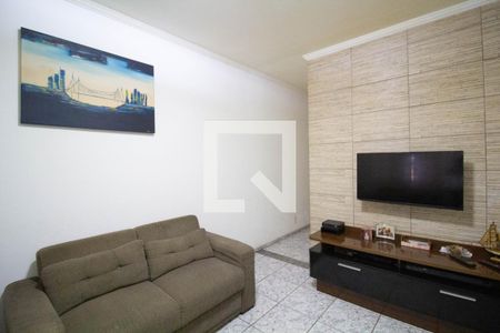 Sala de casa à venda com 3 quartos, 300m² em Vila Carmosina, São Paulo