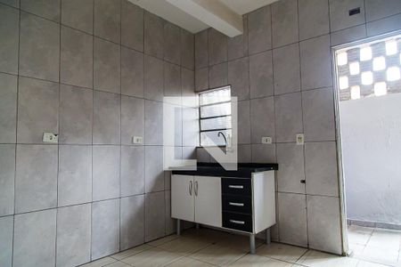 Cozinha de casa para alugar com 1 quarto, 50m² em Conjunto Residencial Jardim Canaã, São Paulo