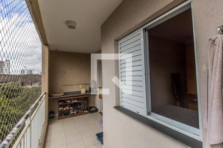 varanda de apartamento à venda com 3 quartos, 80m² em Jardim Tupanci, Barueri