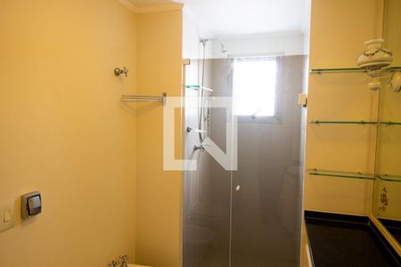 Apartamento para alugar com 180m², 3 quartos e 2 vagas Apartamento para alugar com 180m², 3 quartos e 2 vagasBanheiro da Suíte 1