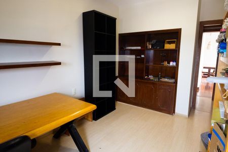 Apartamento para alugar com 180m², 3 quartos e 2 vagas Apartamento para alugar com 180m², 3 quartos e 2 vagasEscritório