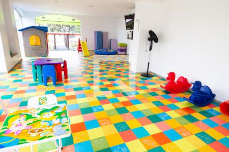 Apartamento para alugar com 180m², 3 quartos e 2 vagas Apartamento para alugar com 180m², 3 quartos e 2 vagasBrinquedoteca