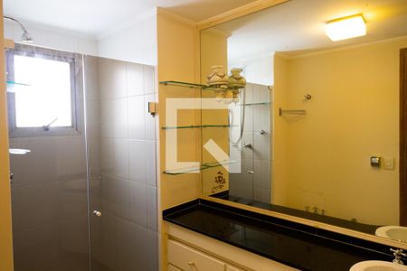 Apartamento para alugar com 180m², 3 quartos e 2 vagas Apartamento para alugar com 180m², 3 quartos e 2 vagasBanheiro da Suíte 1