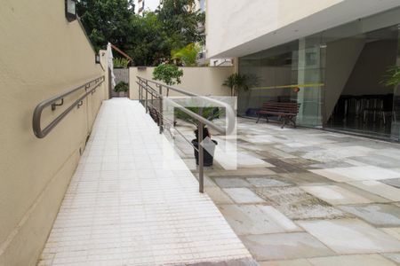 Apartamento para alugar com 57m², 1 quarto e 1 vaga Apartamento para alugar com 57m², 1 quarto e 1 vagaÁrea comum - Piscina