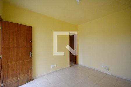 Sala de apartamento para alugar com 2 quartos, 55m² em Marechal Hermes, Rio de Janeiro