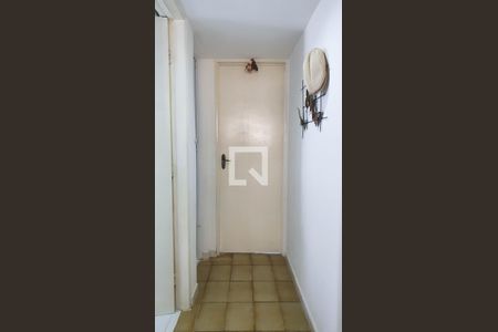 Corredor de apartamento para alugar com 2 quartos, 80m² em Santana, Recife